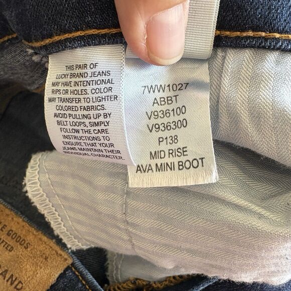 Lucky Brand Womens Sz 12/31 Reg Miniboot Mid-rise Crop Ava Jeans Dark Wash - Picture 7 of 7